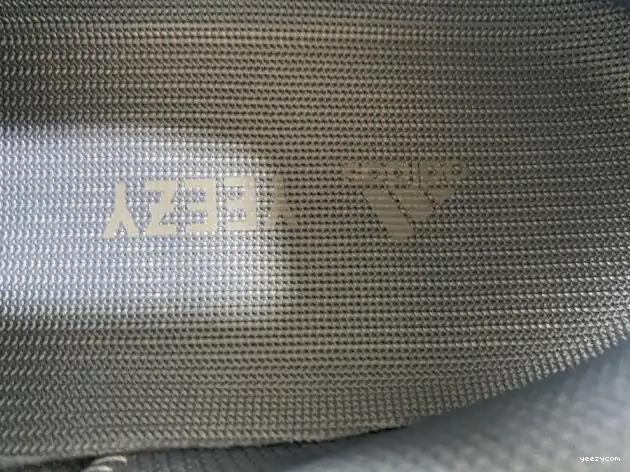Sun Yeezy GW0296 Boost Adidas 700 V2 0503